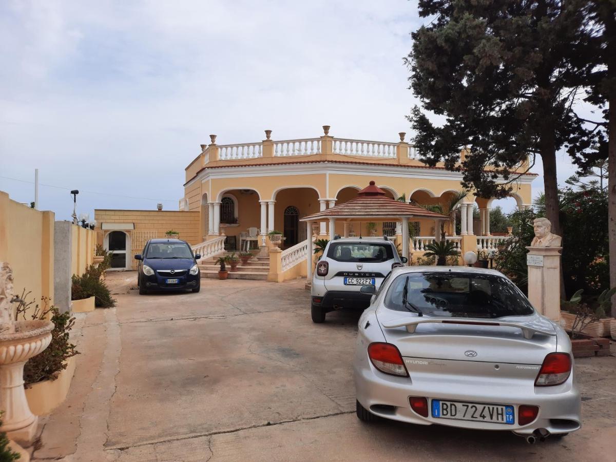 Castello Del Nonno 호텔 마자라데발로 외부 사진
